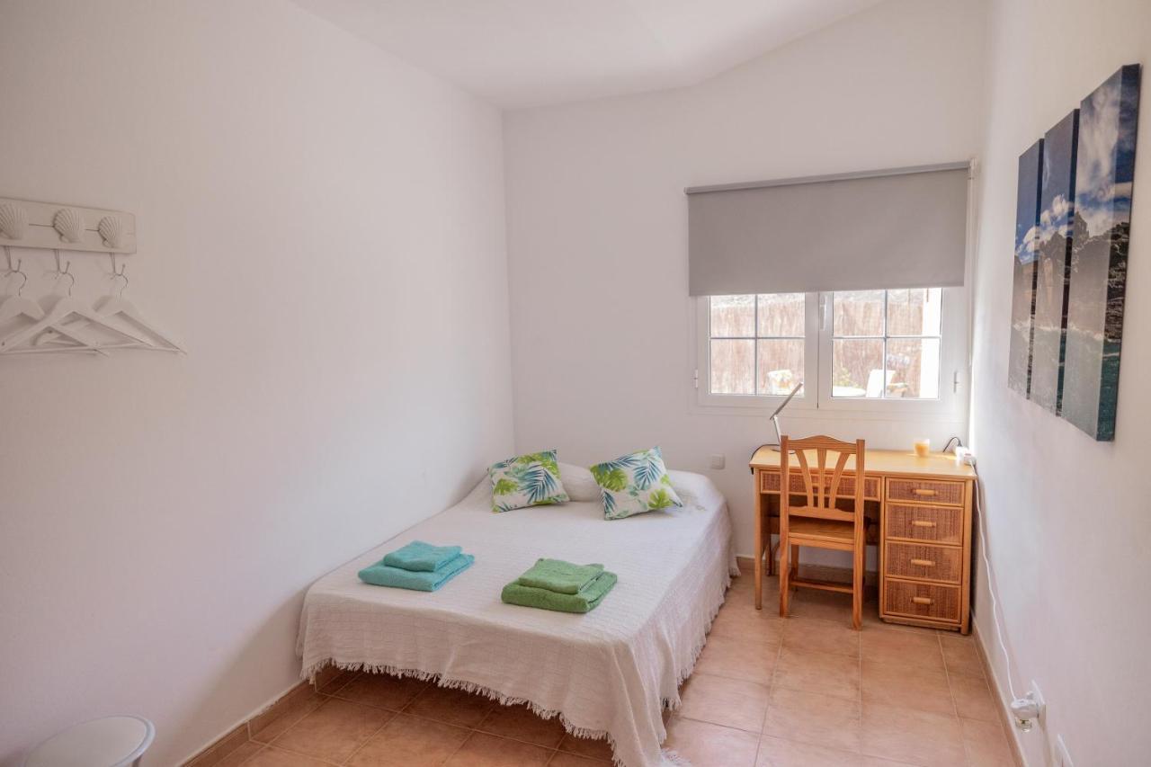 Casa Amaya - Spacious House With Pool, Large Garden, Bbq, 2 Terraces, And Ideal Location El Charco  Exterior photo